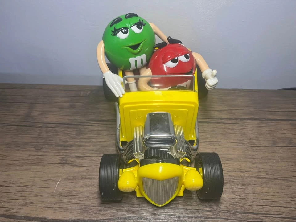 M&Ms Yellow Roadster Candy Dispenser Hot Rod - photo 5