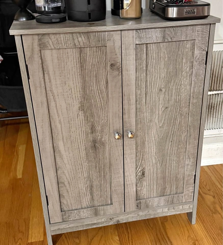 Storage cabinet