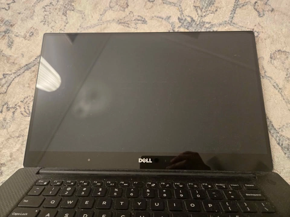 Dell XPS 15 9550 Laptop (for parts/working) - photo 4