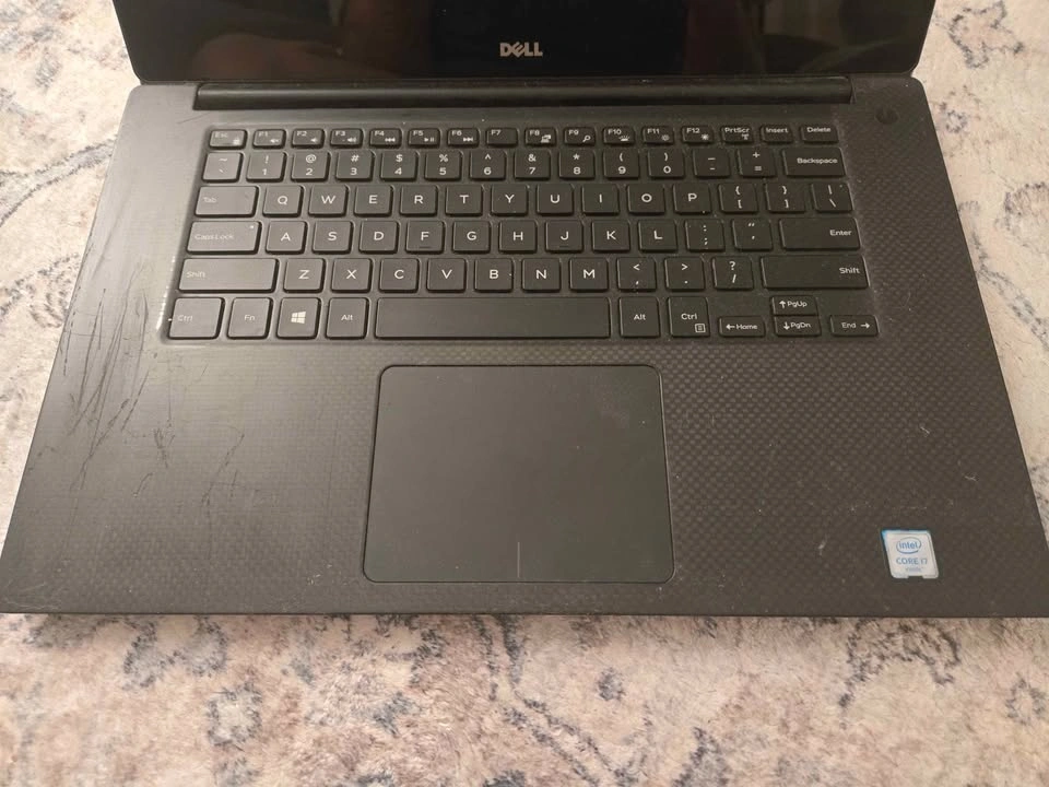 Dell XPS 15 9550 Laptop (for parts/working) - photo 5