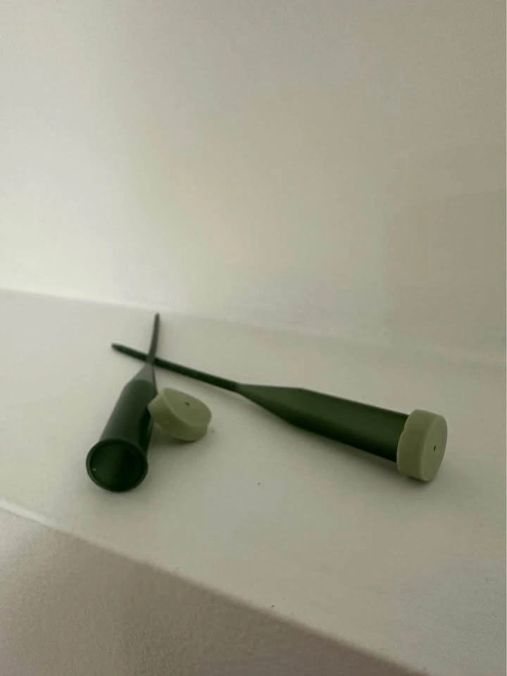 6 Inch Plastic Floral Water Tubes with Rubber Caps - photo 2