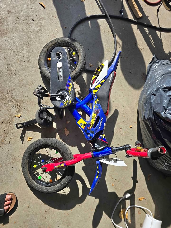 Hot wheels 12" bike with training wheels.