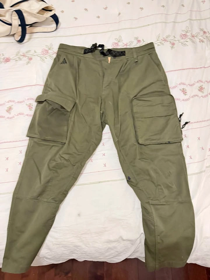 Nike ACG Cargo Pant Military Green Size L