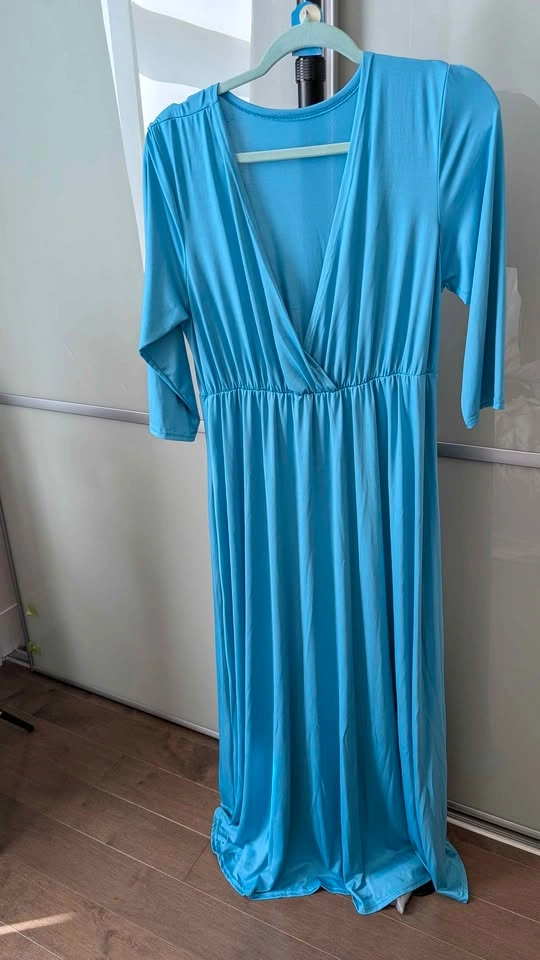 Maternity V-Neck Wrap Maxi Dress - photo 3