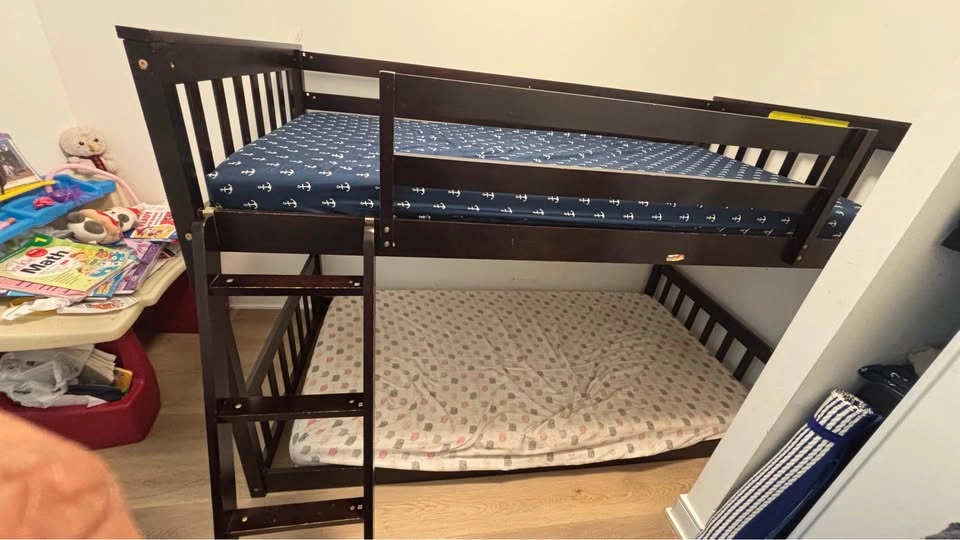 KOTEK Twin Over Twin Bunk Bed with Ladder - photo 3
