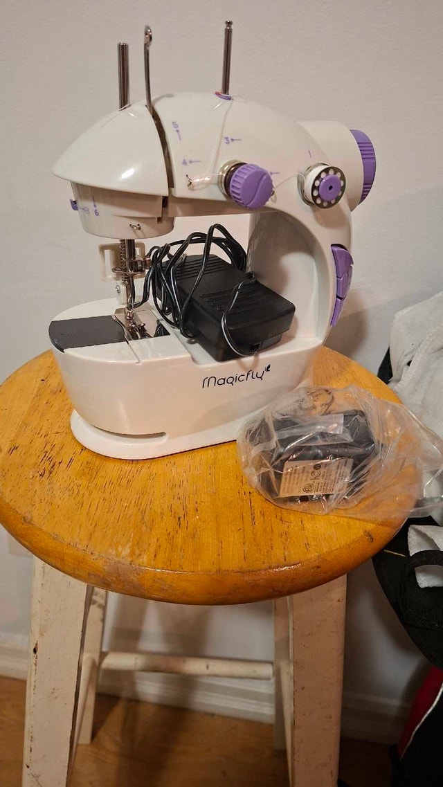 Magicfly Mini Sewing Machine