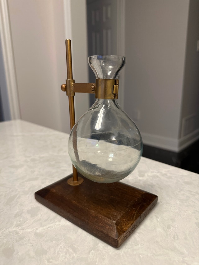 "Julia" science-inspired flask vase by Indiska - photo 5