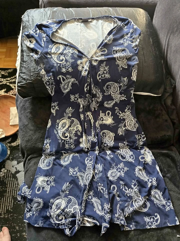 Suzy Shier Paisley Print Wrap Dress Size Small
