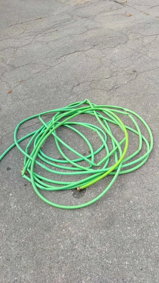 75ft Garden Hose with Spray Attachments - photo 3