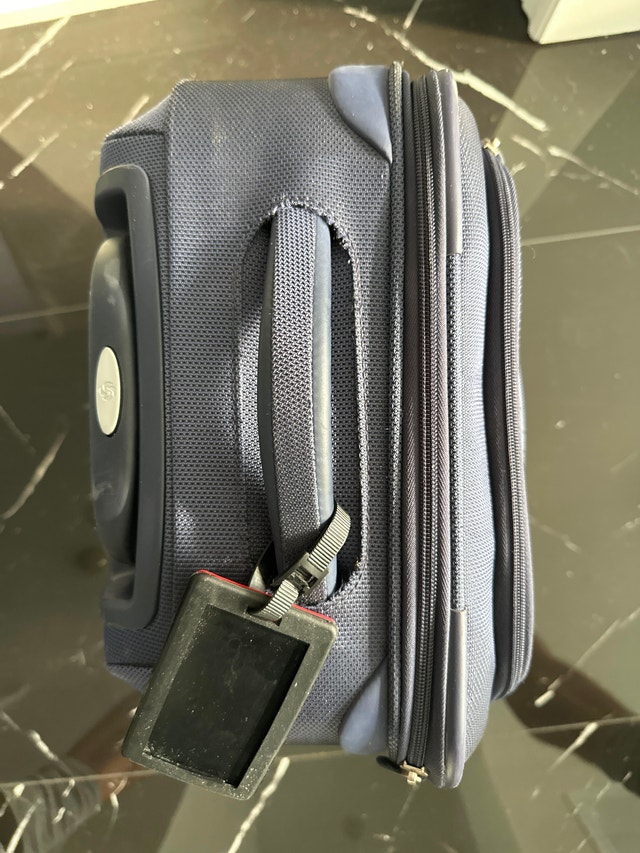 Samsonite rolling carry-on luggage - photo 5