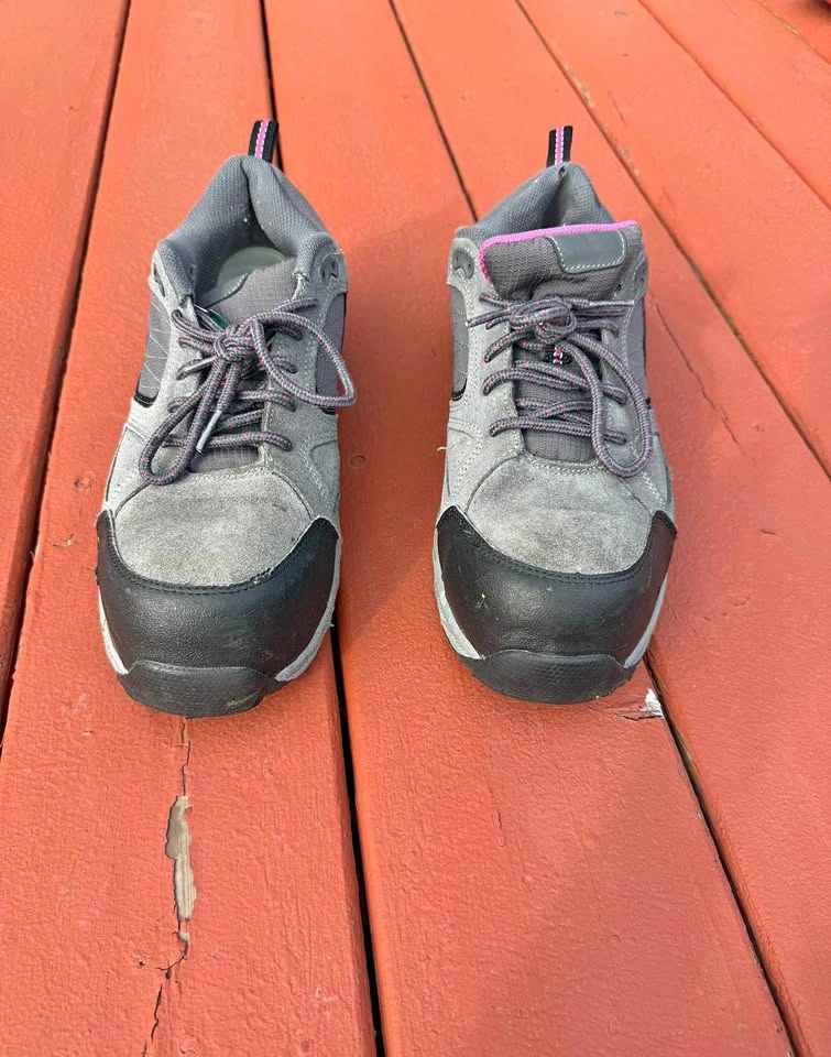 Men’s Safety Work Shoes – Steel Toe Style | Grey & Black