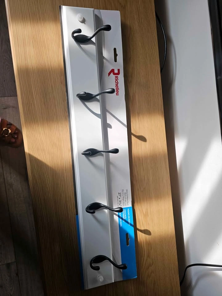 Richelieu Hooks on Board - Utility Hook Rack - photo 4
