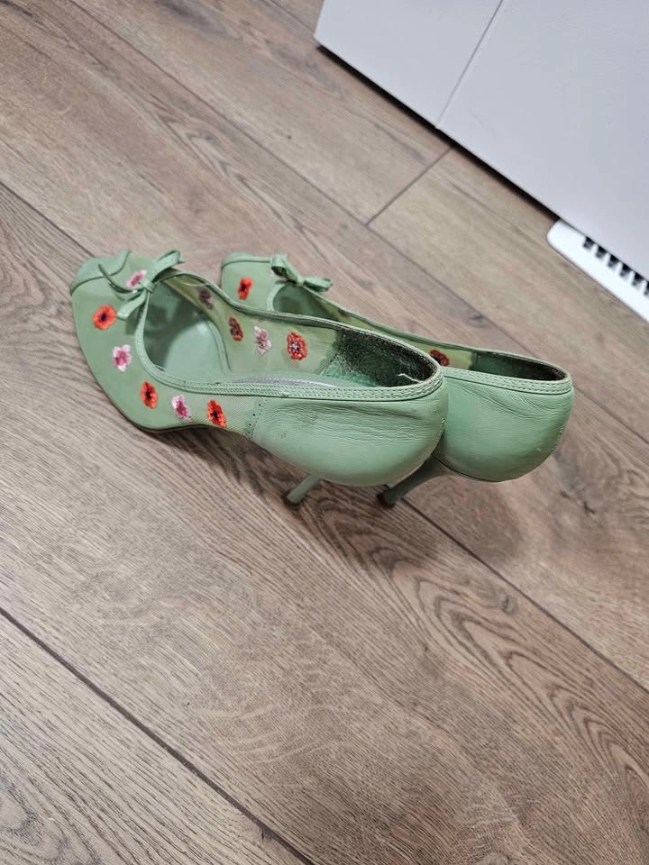 BCBGIRLS Sage Green Floral Embroidered Peep-Toe Stiletto Heels - photo 3