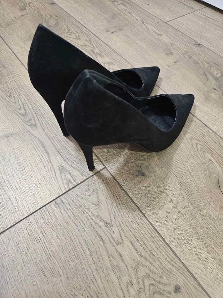 Shoedazzle Black Pointed-Toe Pumps - photo 2