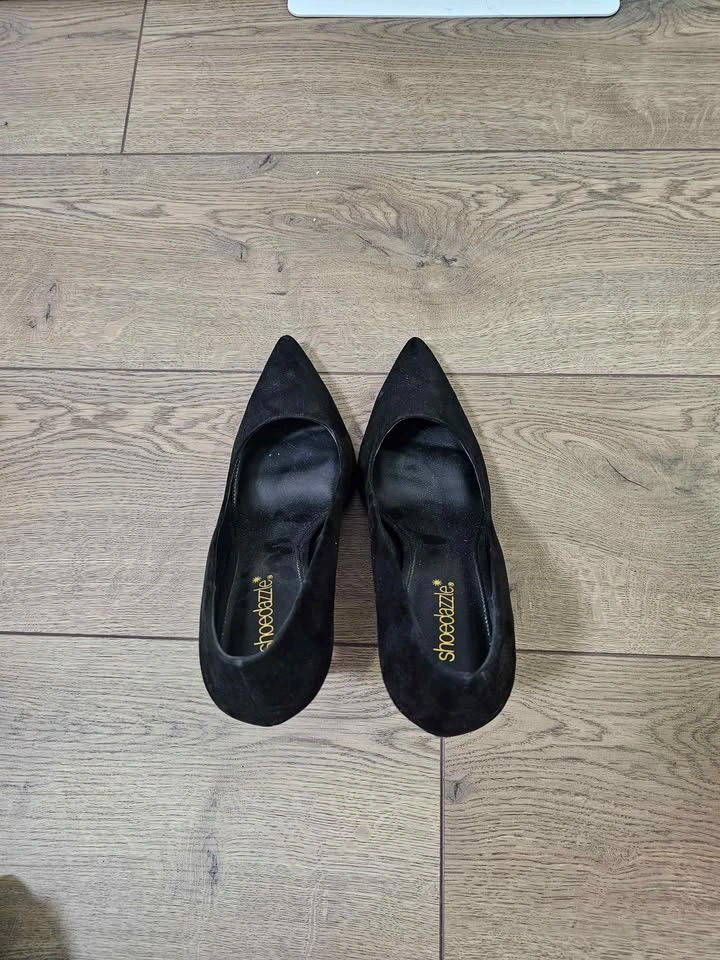 Shoedazzle Black Pointed-Toe Pumps - photo 3