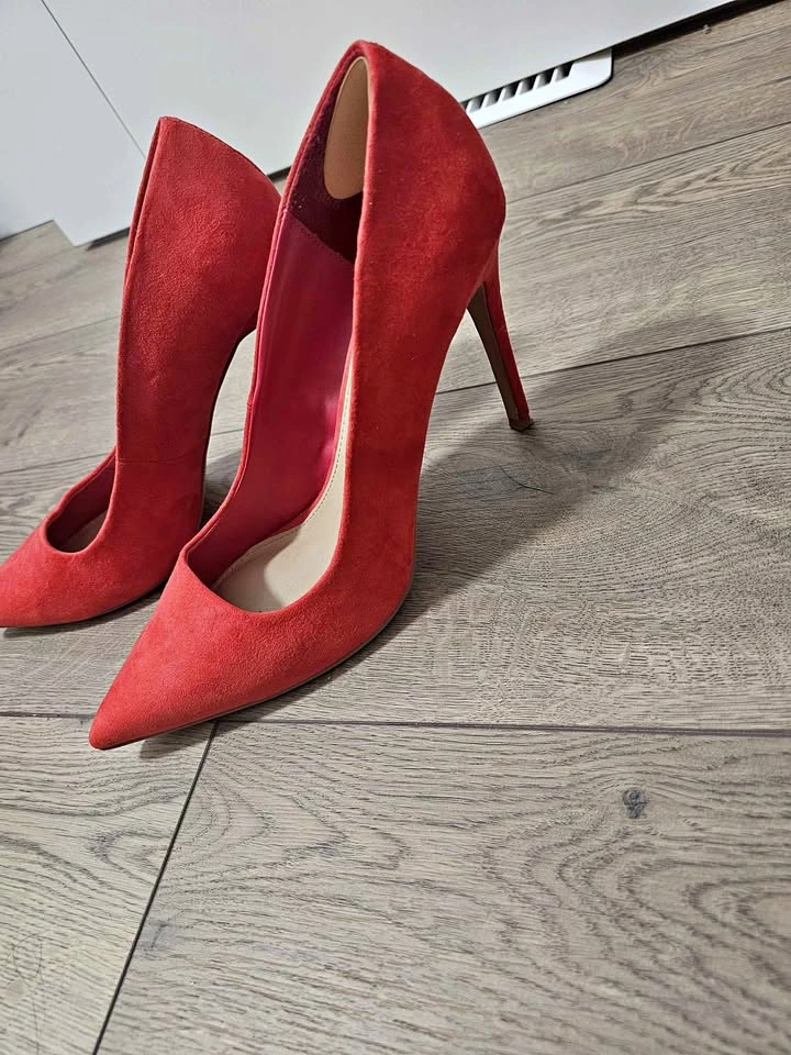 Shoedazzle Red Suede Pointed Toe Pumps
