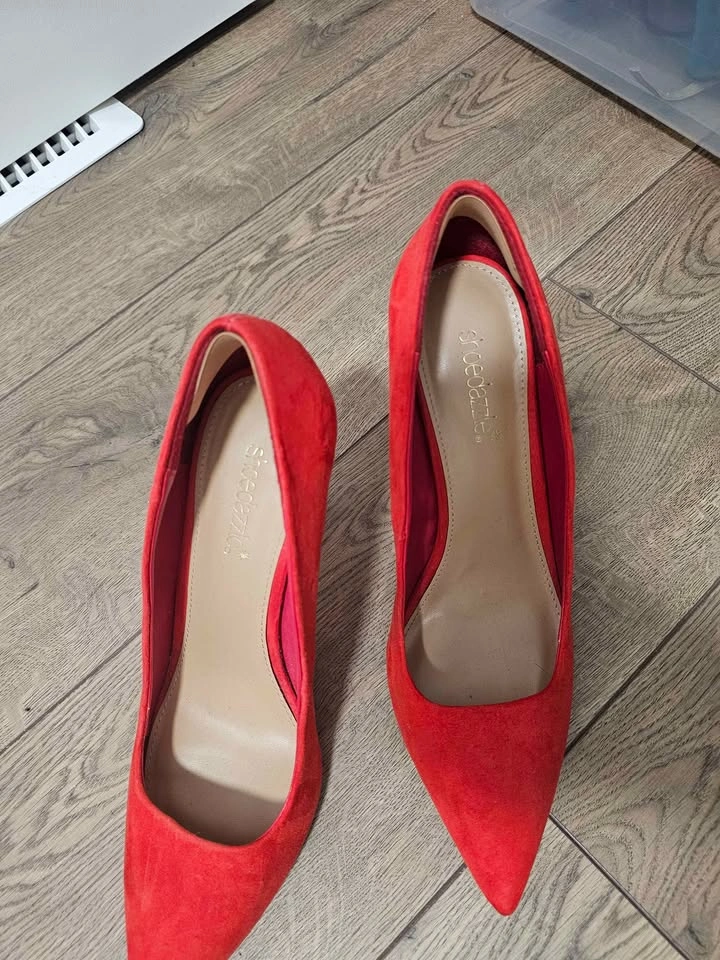 Shoedazzle Red Suede Pointed Toe Pumps - photo 4