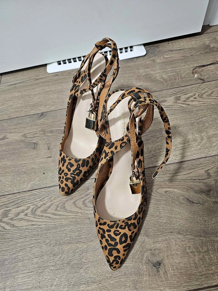 Shoedazzle Leopard Print Pointed Toe Ankle Strap Pumps
