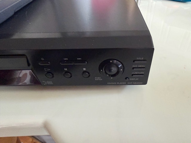 Sony DVD Player DVP-NS400D - photo 2