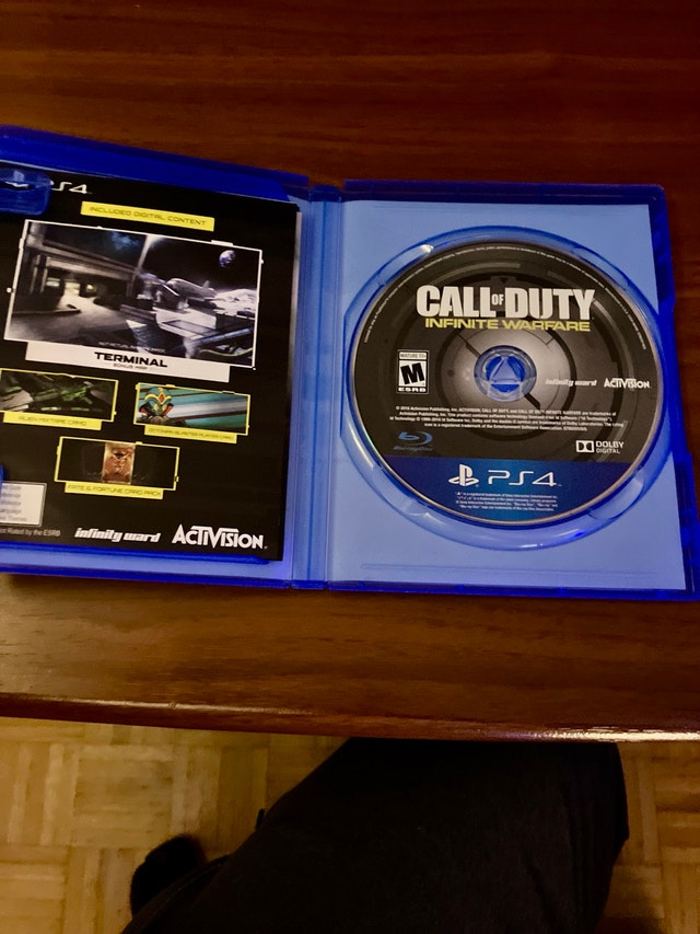 Call of Duty: Infinite Warfare Legacy Edition PS4 - photo 3
