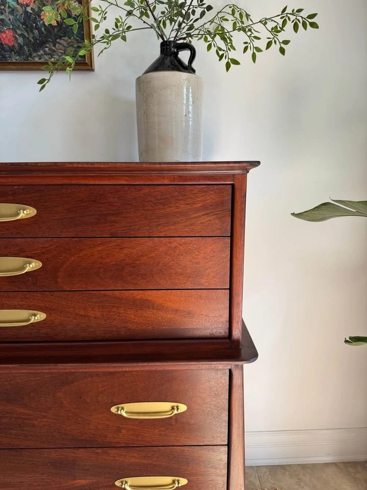 Fully Restored Gibbard Mahogany MCM Dresser - photo 5