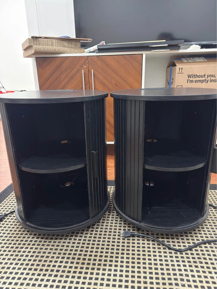 Two Endtables - photo 2