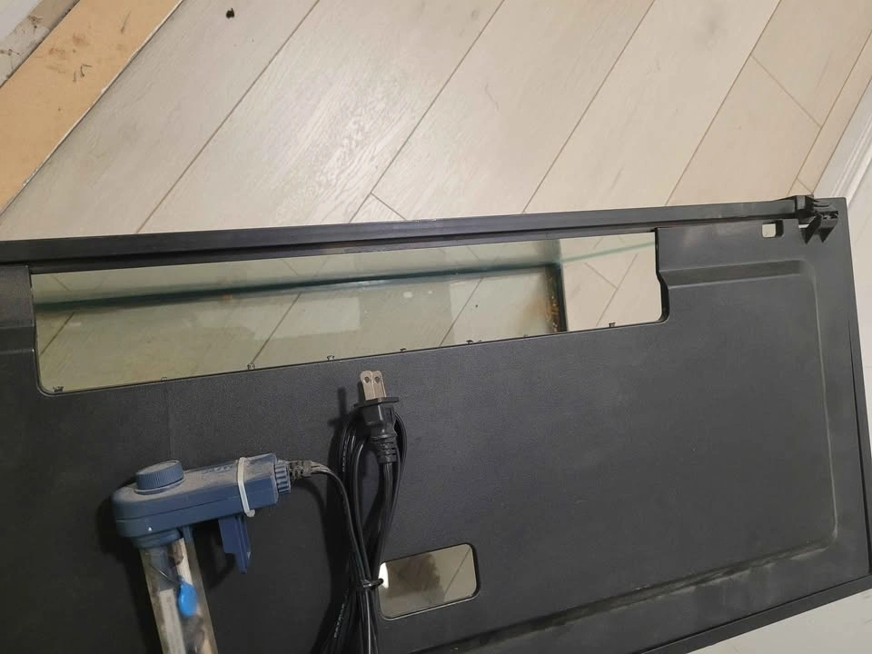 23 Gallon Glass Aquarium Tank with Lid and Heater - photo 3