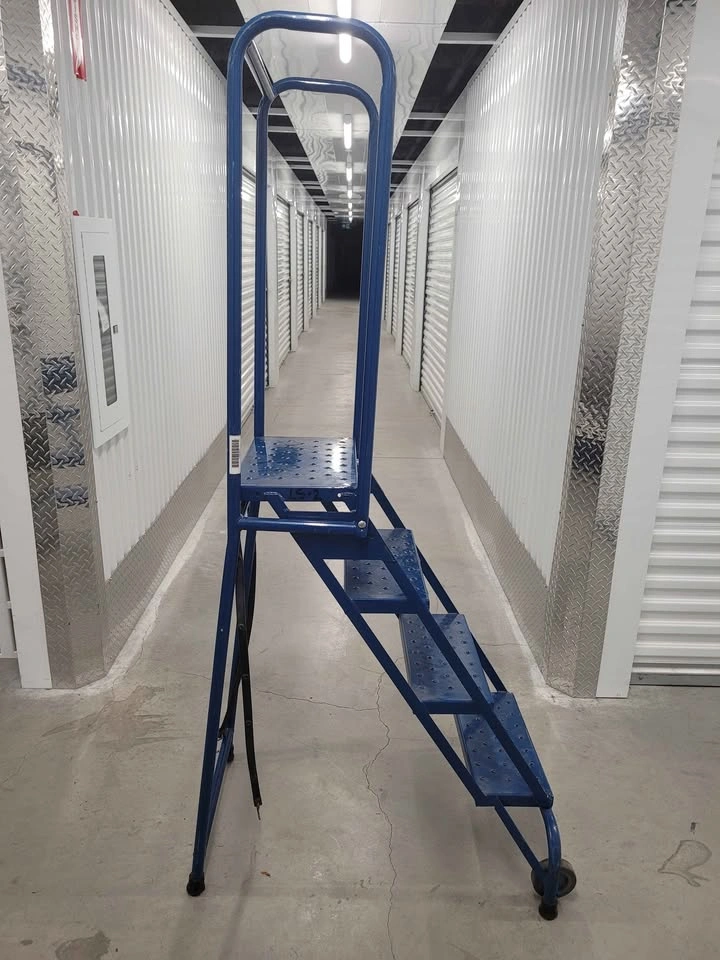 4-Step Blue Rolling Safety Ladder - photo 4