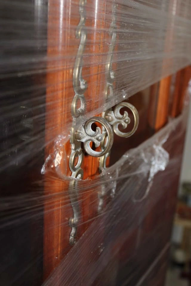 Vintage Display Cabinet w/Light - photo 2