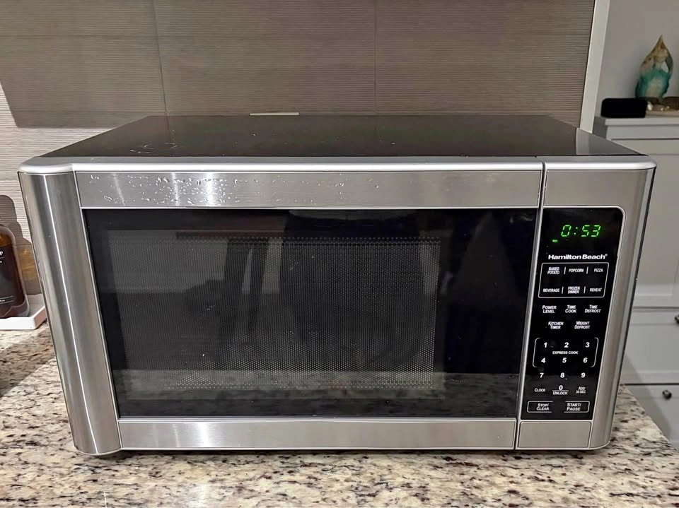 Hamilton Beach microwave