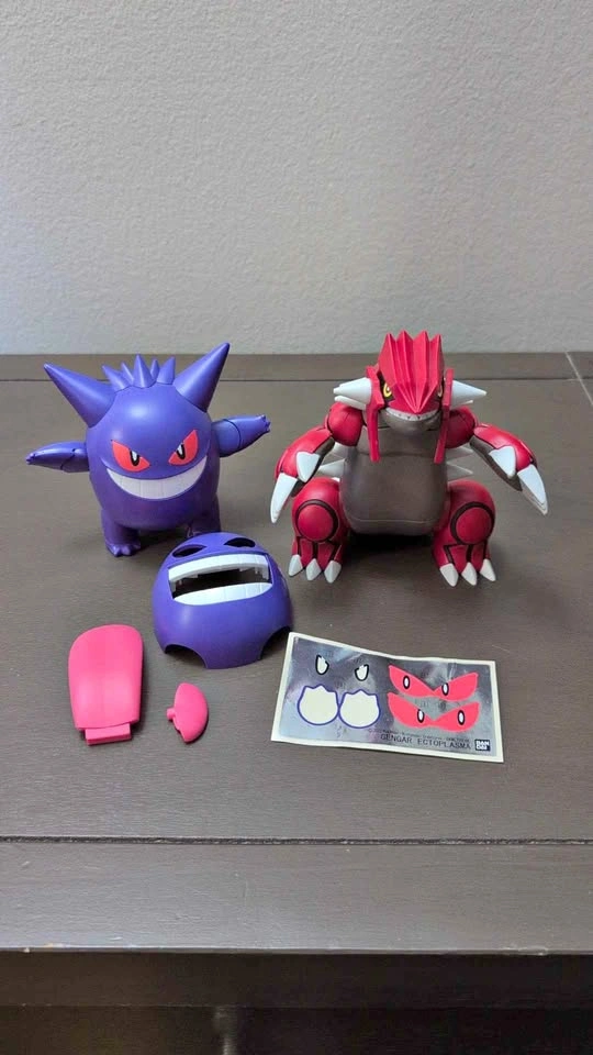 Bandai Pokemon Model Kit Gengar and Groudon