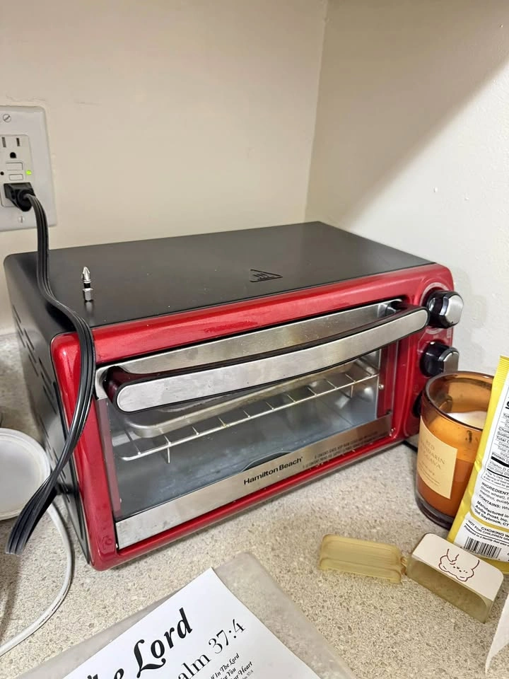 Hamilton Beach Toaster Oven
