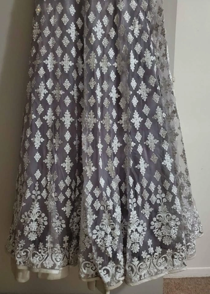 Dress/ wedding dress/ gown with jewelry - photo 2