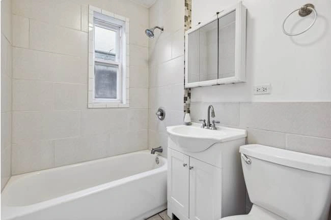 3 bed 1 bath - photo 4