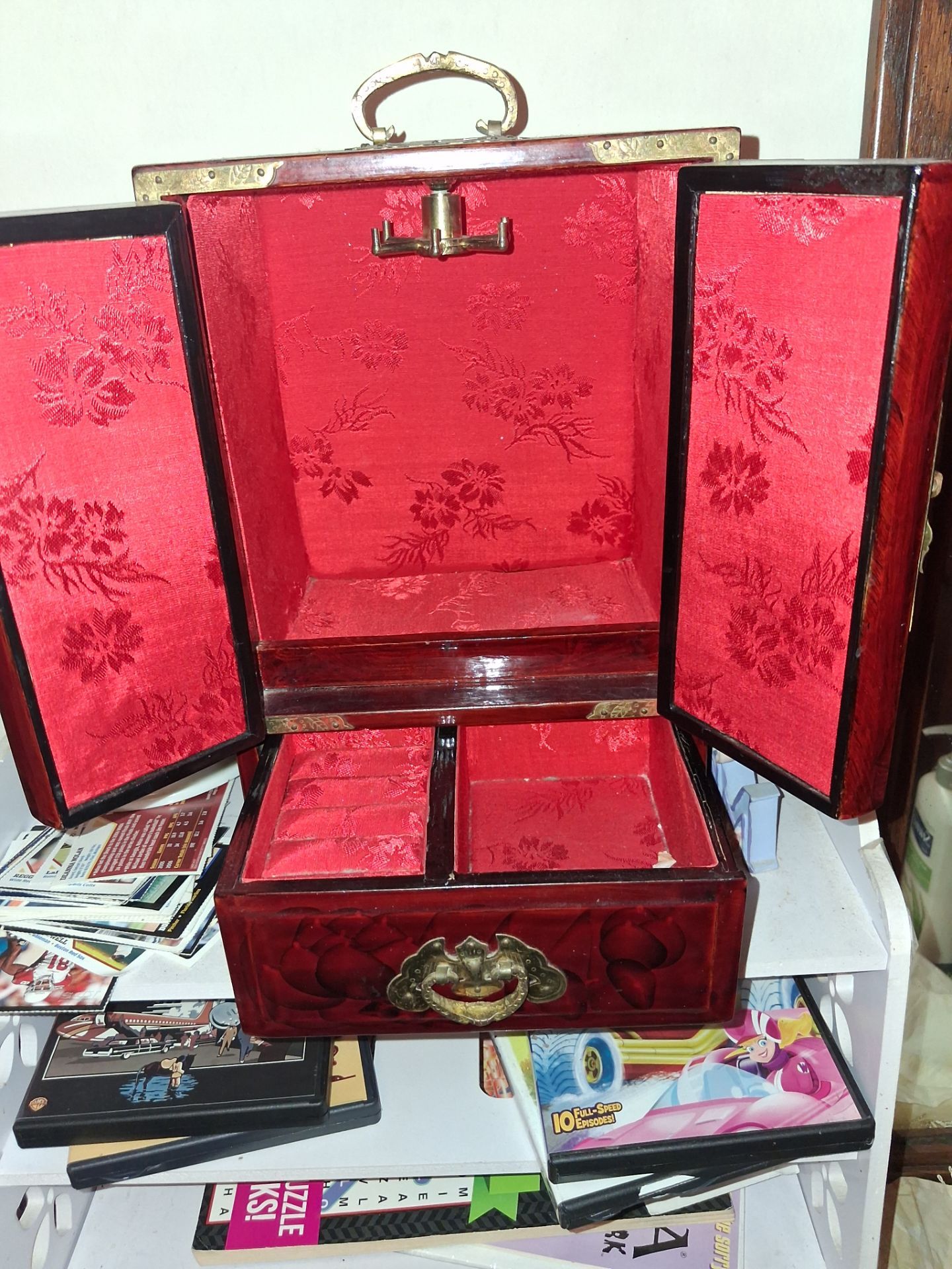 Chinese Lacquer Jewelry Cabinet with Brass Hardware - photo 2