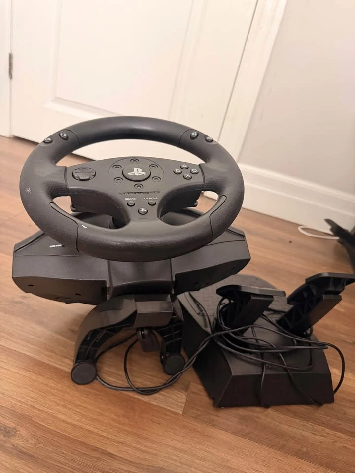 Thrustmaster T80 Racing Wheel and Pedals - photo 3