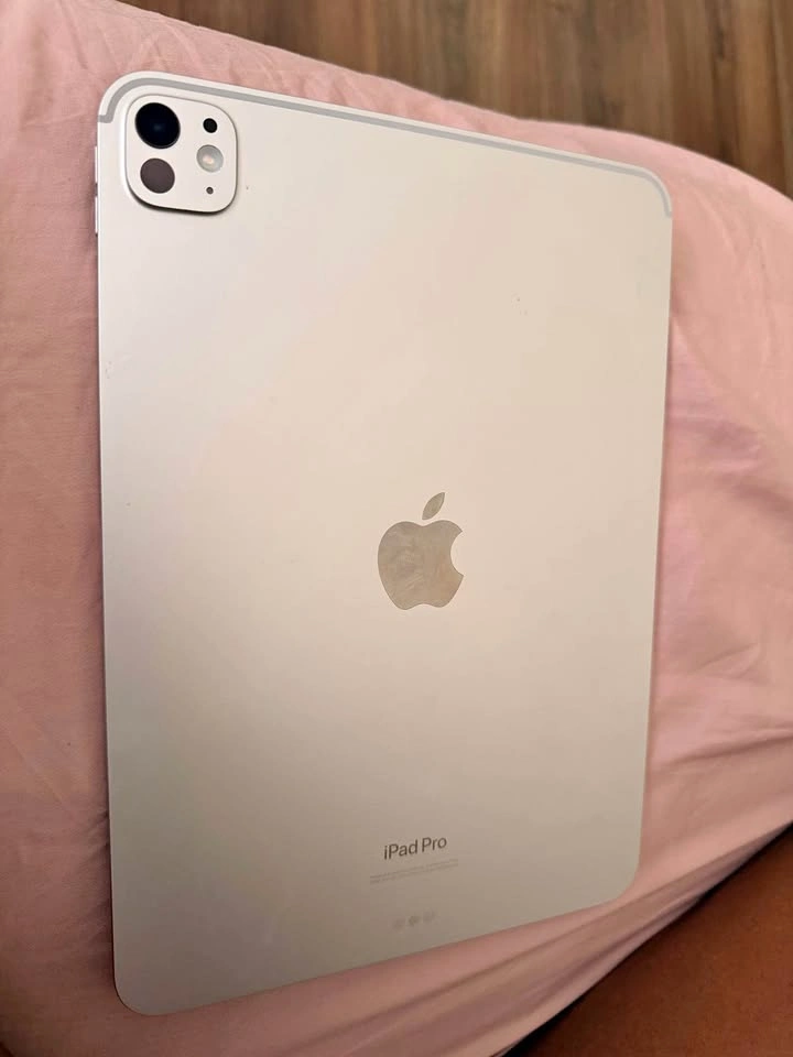 Apple iPad Pro 11 inch M4