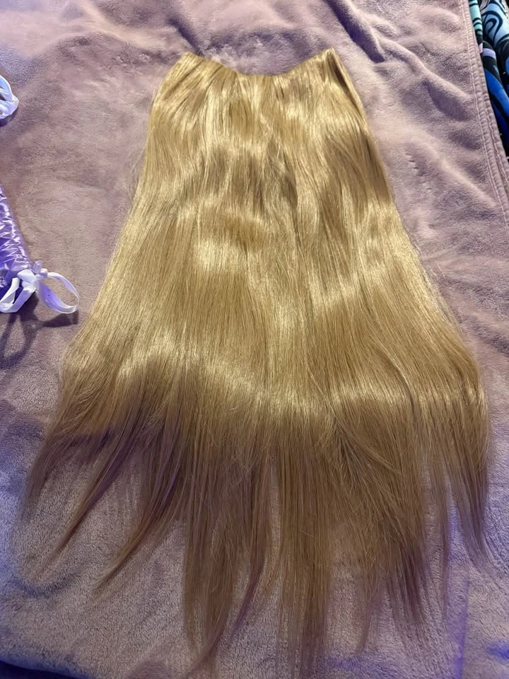 INH - Insert Name Here Blonde U-Clip Hair Extensions - photo 3