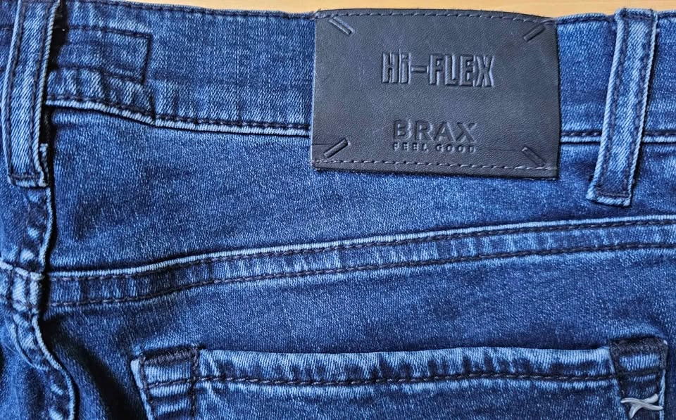 BRAX Premium German Brand Hi-Flex Chuck Modern Fit Jeans 32x34 - photo 3