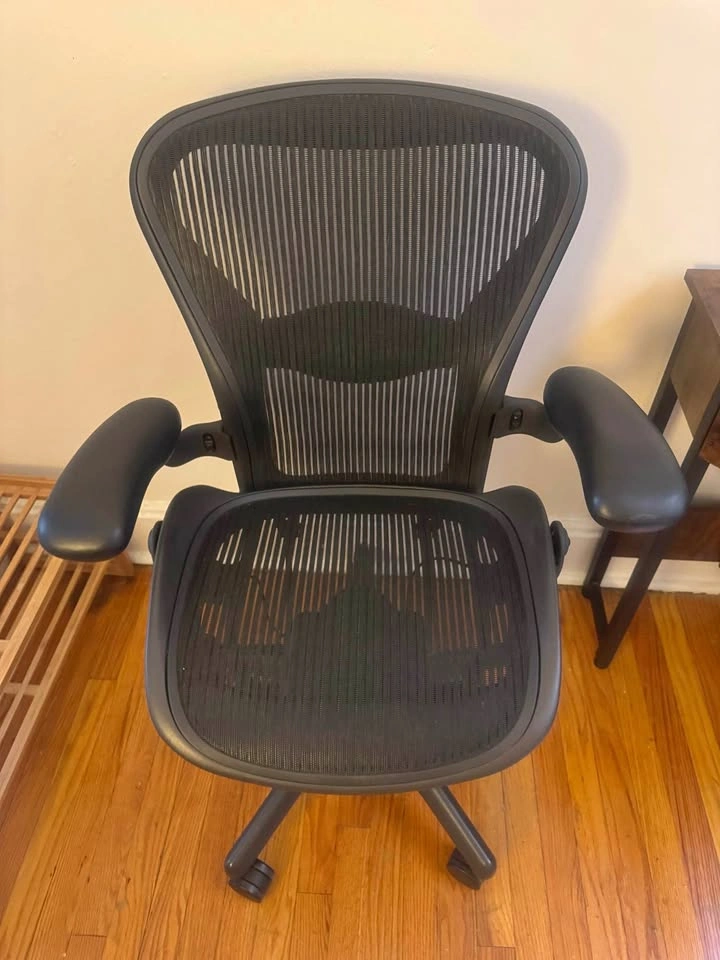 Herman Miller Aeron Size C Office Chair