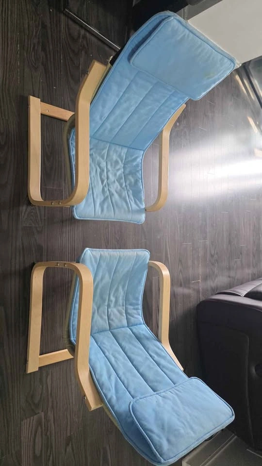 Pair of Kids IKEA POANG Armchairs - photo 2