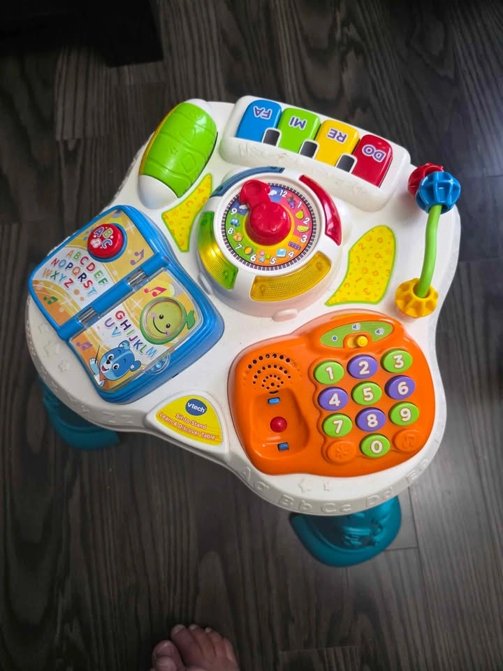 VTech Sit-to-Stand Learn & Discover Table - photo 2
