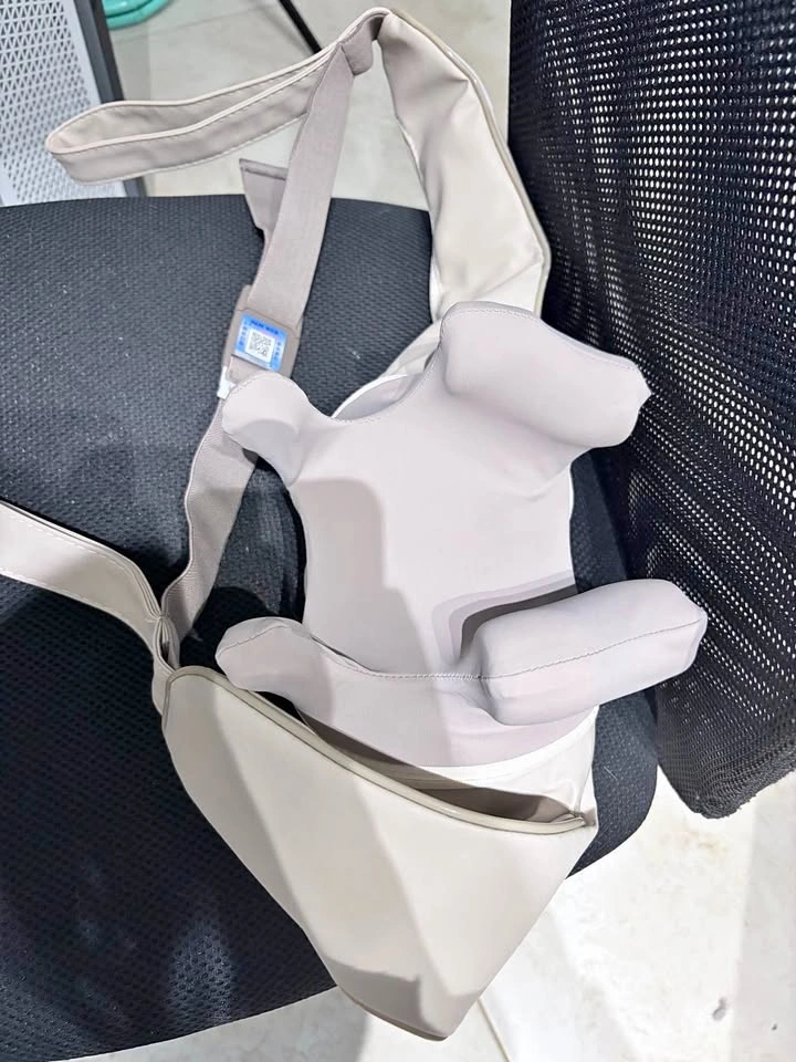 Neck & Shoulder Shiatsu Massager with Heat (Rechargeable)