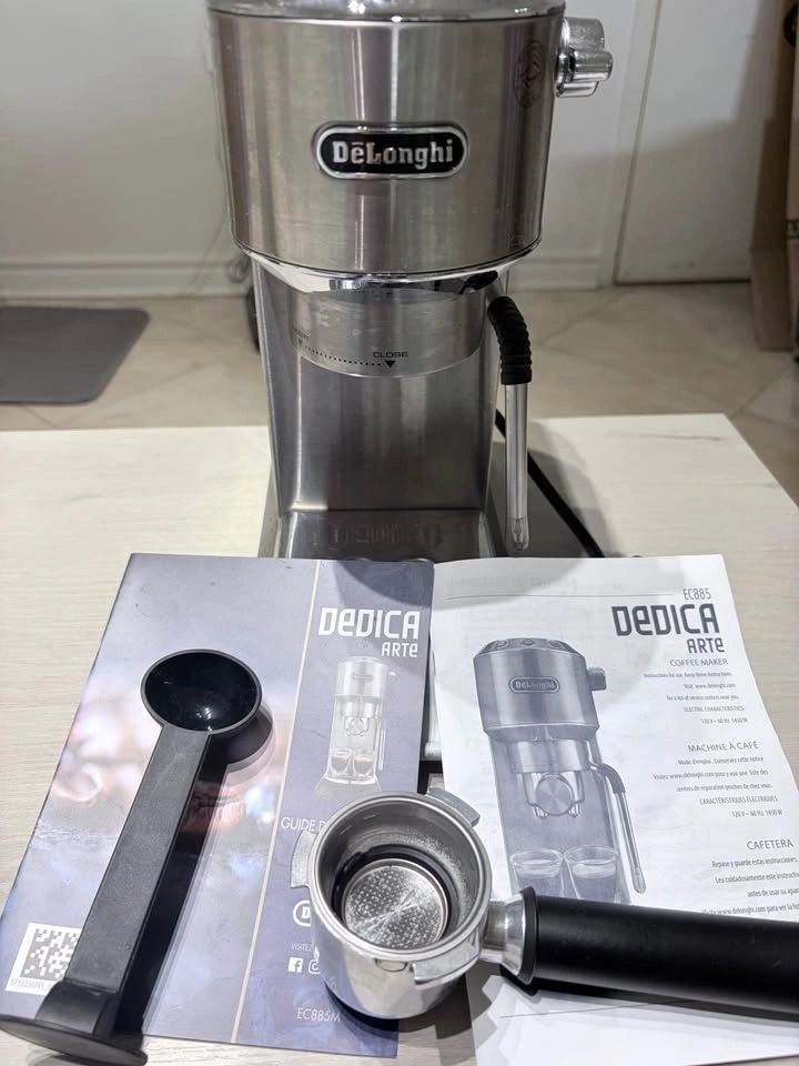 De’Longhi Dedica Arte Espresso Machine | Like New | With Origina - photo 2