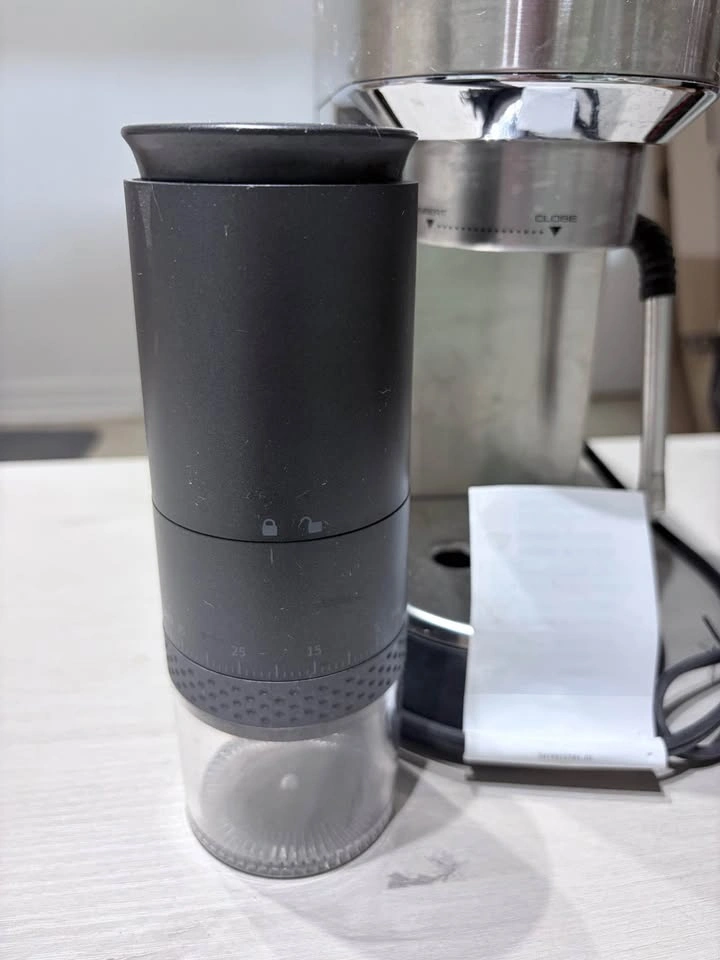 De’Longhi Dedica Arte Espresso Machine | Like New | With Origina - photo 5
