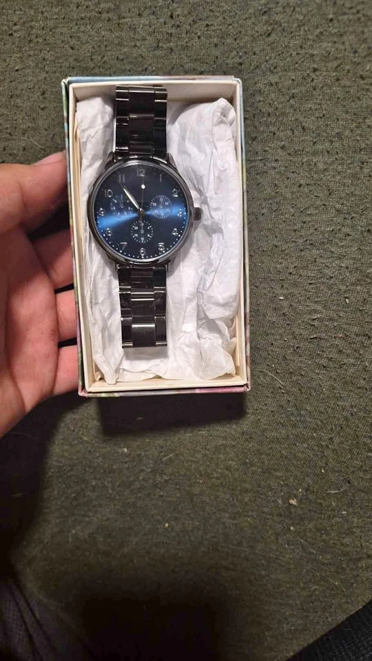 Mens watch