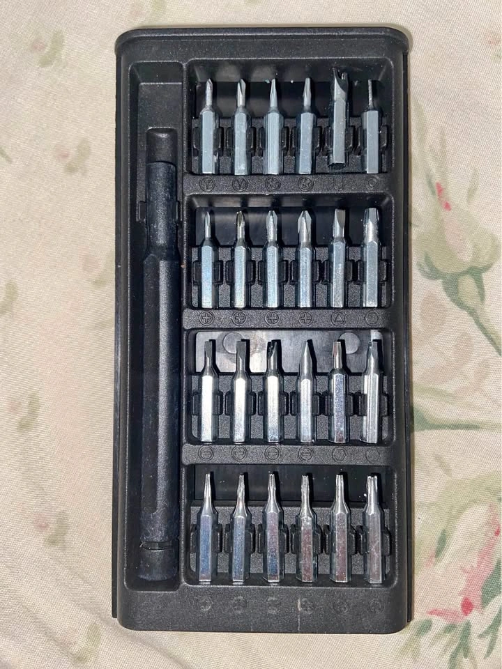 25-in-1 Mini Precision Magnetic Screwdriver Set