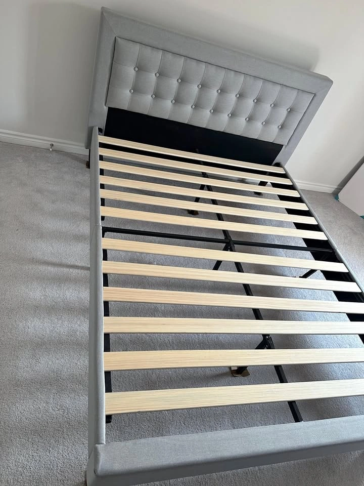 ZINUS Dachelle Queen Upholstered Platform Bed Frame