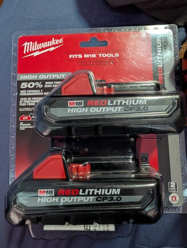 Milwaukee M18 REDLITHIUM HIGH OUTPUT CP3.0 Battery 2-Pack