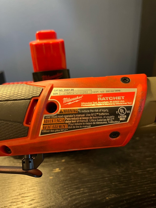 Milwaukee Cordless Ratchet - photo 3